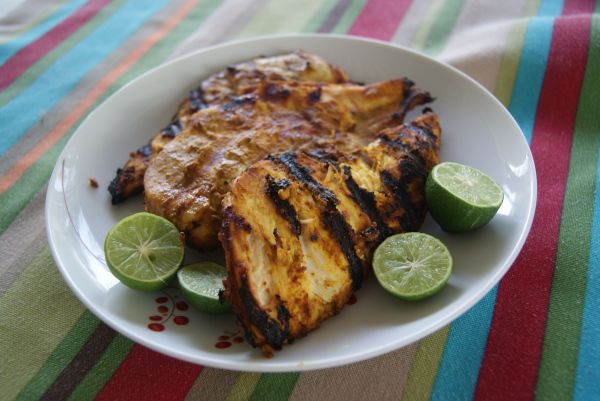 tandoori chicken on the grill 